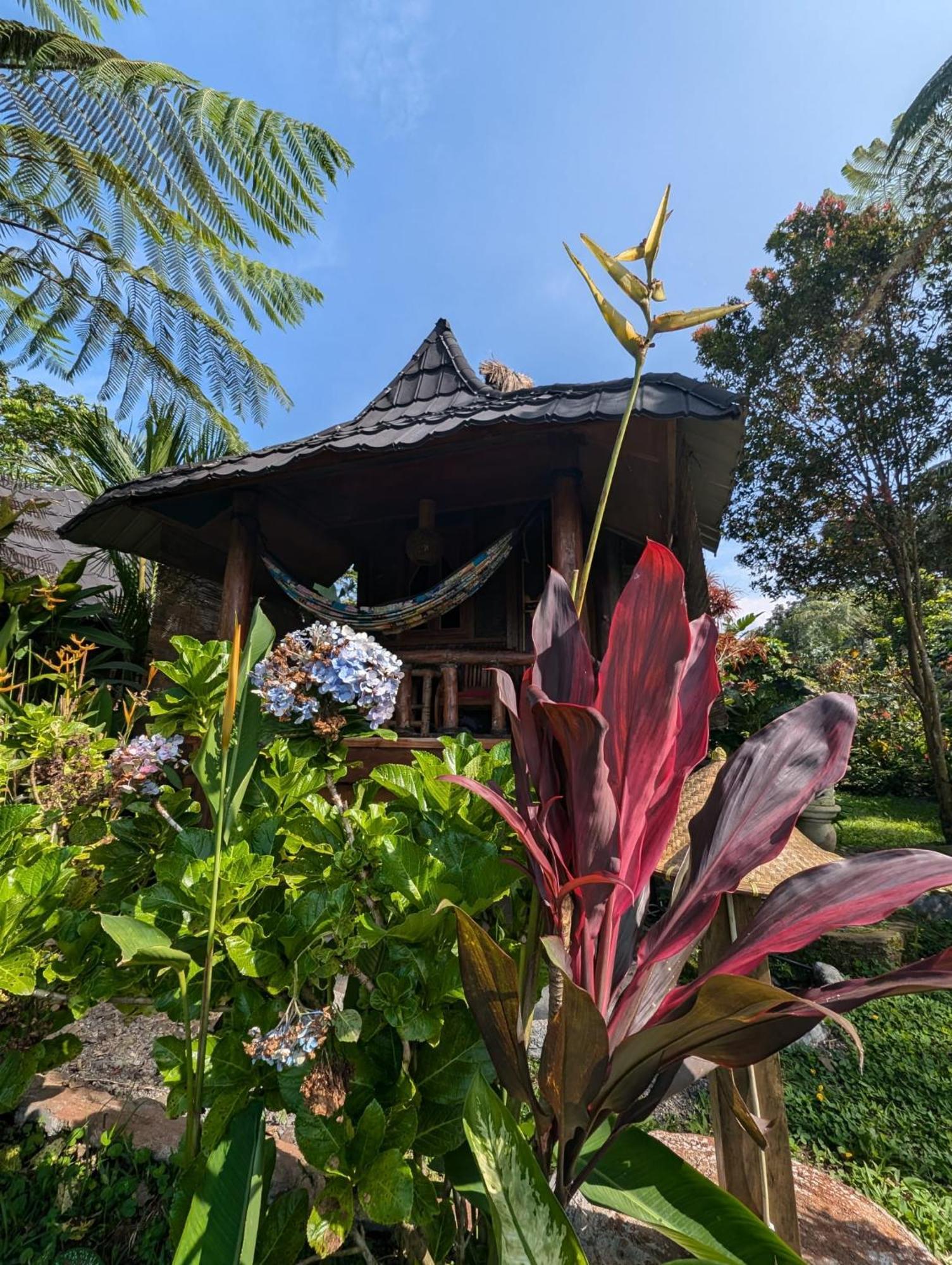 Satu Lingkung Hotel เตเตบาตู ภายนอก รูปภาพ