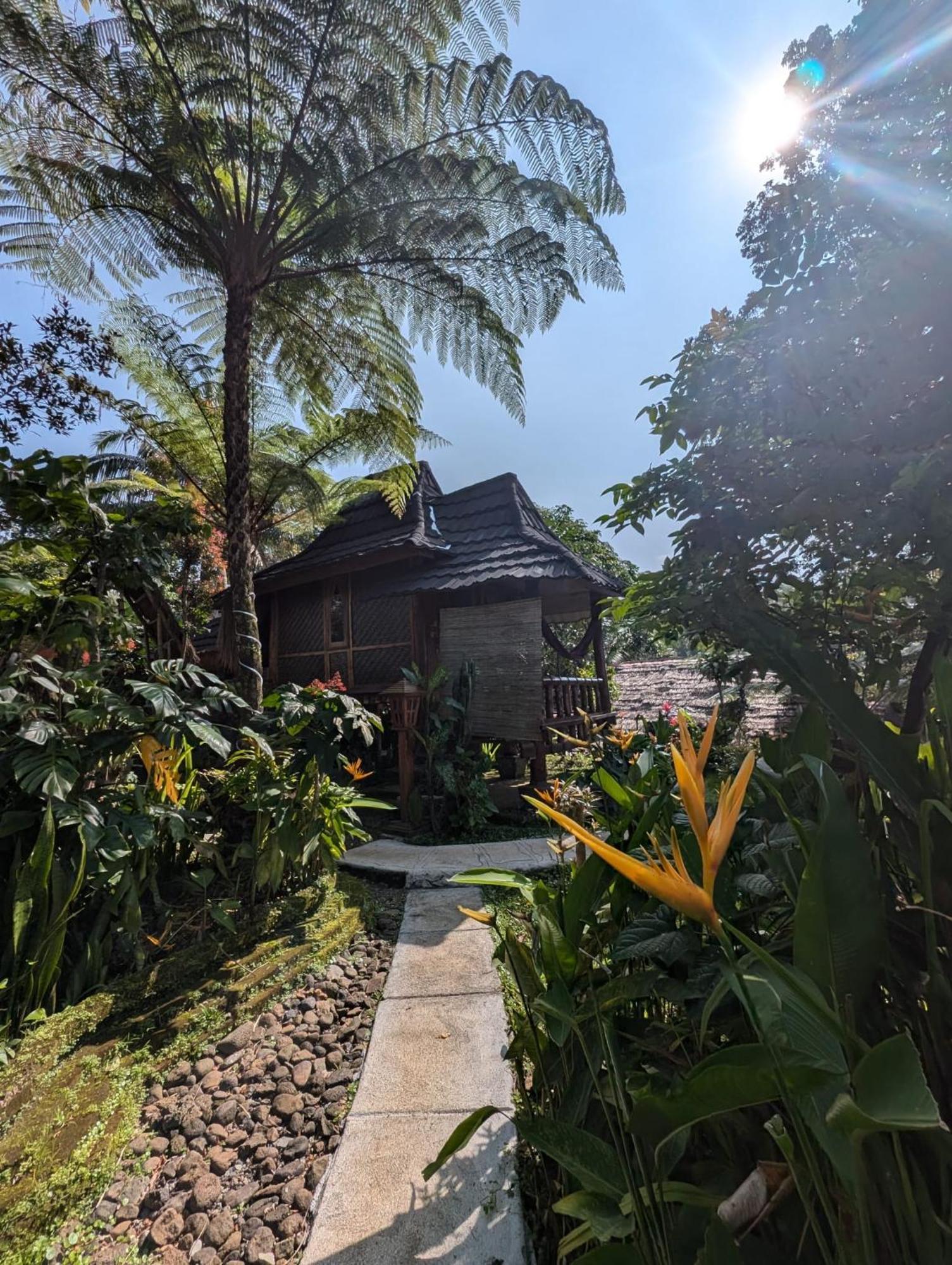 Satu Lingkung Hotel เตเตบาตู ภายนอก รูปภาพ